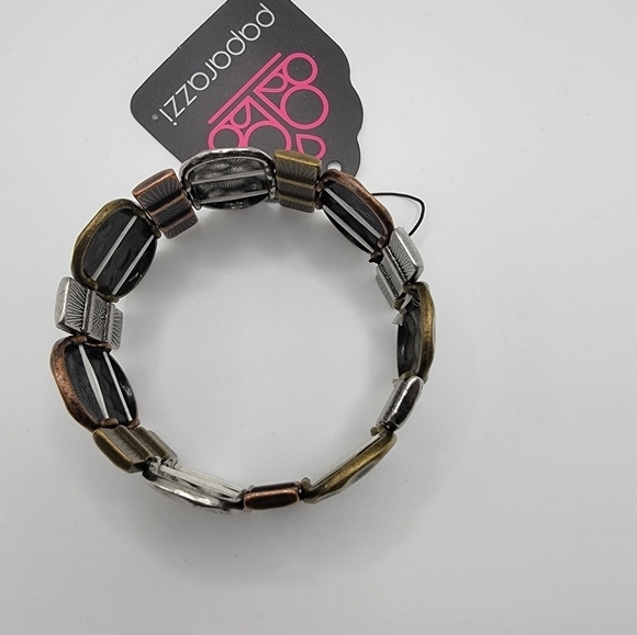 New Paparazzi Bracelet - Picture 3 of 3